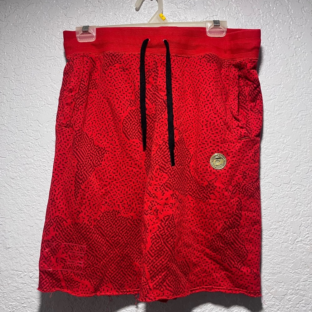 Men Nike shorts
